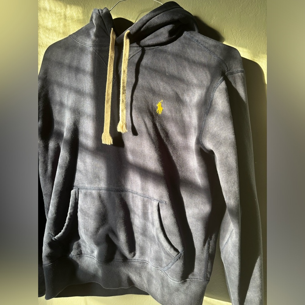 Navy polo Ralph Lauren sweatshirt. Size small.